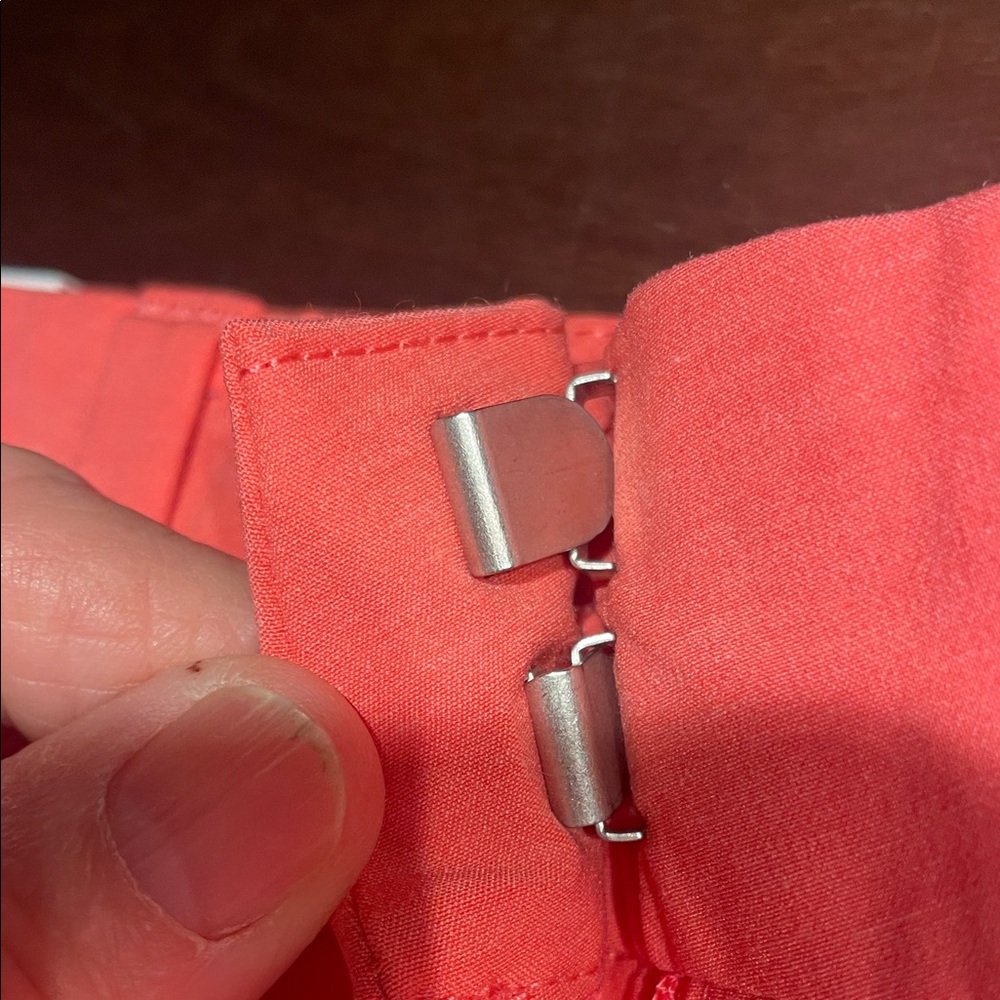 Southern Tide Bright Coral Shorts - Picture 5 of 5
